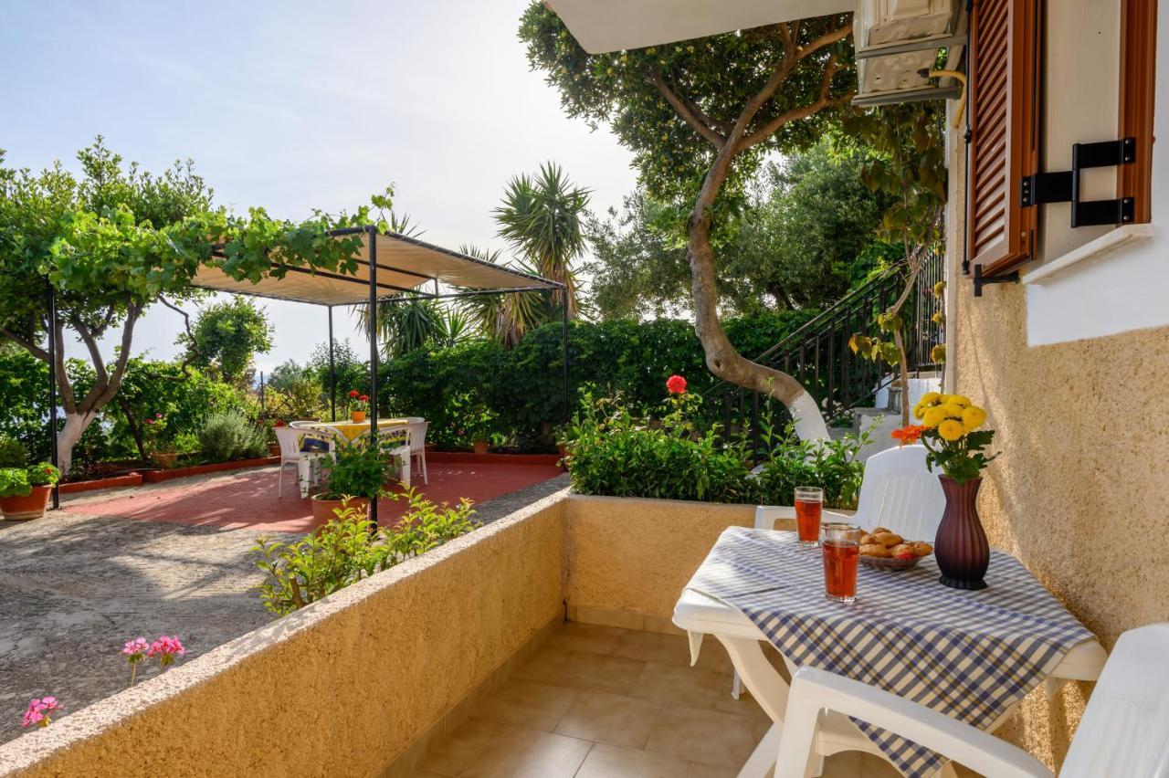 Hotel apartamentowy Buena Vista Lourdata (Kefalonia)